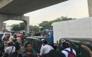 মেট্রোরেল বন্ধ, তীব্র যানজট রাজধানীতে