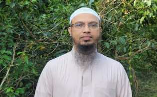 ঢাবির হলে চোর সন্দেহে পিটিয়ে হত্যা, যা বললেন শায়খ আহমাদুল্লাহ