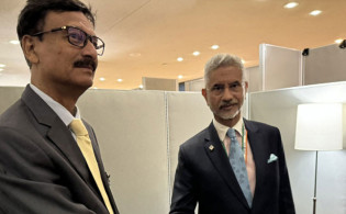 স্বার্থসংশ্লিষ্ট বিষয় নিয়ে আলোচনা করলেন তৌহিদ-জয়শঙ্কর