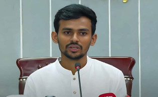 অবশেষে নিজের রাজনৈতিক অবস্থান স্পষ্ট করলেন ক্রীড়া উপদেষ্টা