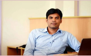 এইচএসসিতে ২ পয়েন্ট পেয়েও বিশ্ববিদ্যালয় শিক্ষক!