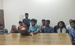 বৈষম্যবিরোধী ছাত্র আন্দোলনের বিলুপ্তি দাবি, ১৭ সমন্বয়কের পদত্যাগ