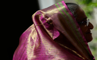 ক্ষমতাচ্যুত হাসিনা কীভাবে অসম্ভব প্রত্যাবর্তন করতে পারেন : টাইম ম্যাগাজিন