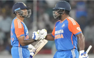 টাইগারদের নিয়ে রেকর্ডের উৎসব ভারতের