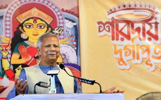 এমন সমাজ চাই না, যেখানে সেনাবাহিনী ও পুলিশ দিয়ে উৎসব করতে হবে