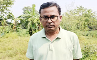 ভারতে পালানোর সময় আটক সাবেক যুগ্ম সচিব কিবরিয়া