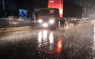 রাতের মধ্যে ছয় অঞ্চলে ঝড়ের আভাস