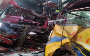 ফরিদপুরে দুই বাসের সংঘর্ষে প্রাণ গেল ৫ জনের
