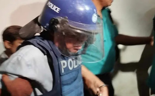 সাবেক মন্ত্রী ফারুক খান ২ দিনের রিমান্ডে