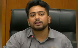 শেখ মুজিবুর রহমান জাতির জনক না: তথ্য উপদেষ্টা