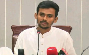 হাসিনার পদত্যাগপত্র নিয়ে নতুন তথ্য দিলেন আসিফ মাহমুদ