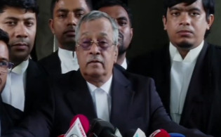 ‘রাষ্ট্রপতির পদত্যাগ করা উচিত’