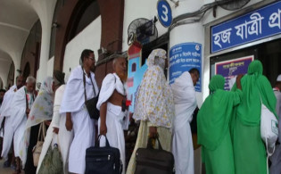 সরকারি খরচে হজে না পাঠানোর সিদ্ধান্ত
