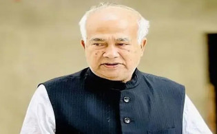 সাবেক গৃহায়ণ ও গণপূর্তমন্ত্রী ইঞ্জিনিয়ার মোশাররফ গ্রেপ্তার