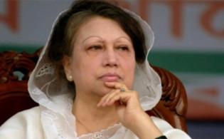 লন্ডন যাচ্ছেন খালেদা জিয়া, সঙ্গে যাচ্ছেন যারা
