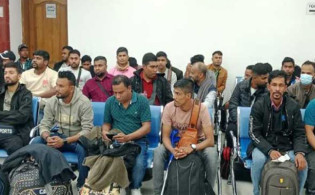 লেবানন থেকে ফিরলো আরো ৭০ বাংলাদেশি