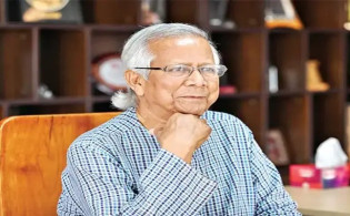 ট্রাম্পকে অভিনন্দন জানালেন প্রধান উপদেষ্টা