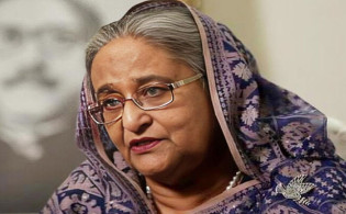 শেখ হাসিনাকে বাংলাদেশের সাবেক প্রধানমন্ত্রী মনে করে ভারত