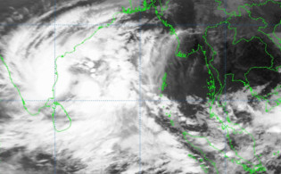 ঘূর্ণিঝড় ফিনজাল নিয়ে যে বার্তা দিল আবহাওয়া অফিস