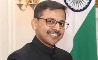বাংলাদেশের সঙ্গে ইতিবাচক গঠনমূলক সম্পর্ক চায় ভারত: প্রণয় ভার্মা