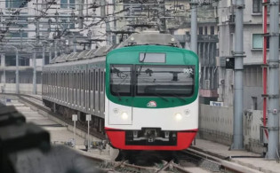 মেট্রোতে একক যাত্রায় যুক্ত হচ্ছে কিউআর কোড