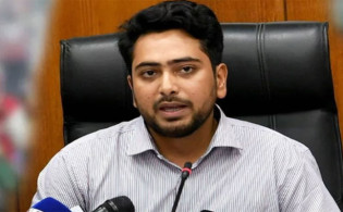 সড়কের নৈরাজ্যের সাথে রাজনৈতিক প্রভাব জড়িত