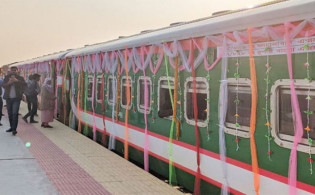 পদ্মাসেতু হয়ে ঢাকা-খুলনা ট্রেন চলাচল শুরু