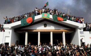 শেখ হাসিনার গণভবন পালানোর ঘটনা বইয়ে! শিক্ষার্থীদের জন্য নতুন চমক