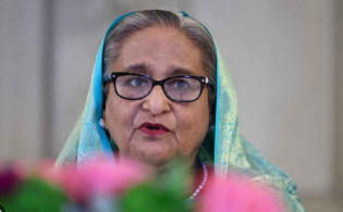 পাসপোর্ট বাতিল: হাসিনা কি ভারত ছেড়ে অন্য কোনো দেশে যেতে পারবেন?