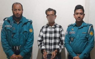 পুলিশের চোখে ধুলো, প্রধান উপদেষ্টার সাবেক সহকর্মীর পরিচয়ে কামাল খান