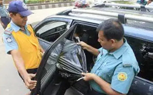 গাড়িতে কালো গ্লাসের বিষয়ে ডিএমপির নির্দেশনা