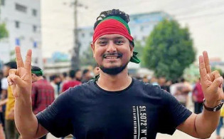 প্রেমঘটিত দ্বন্দ্বে ছাত্রাবাসে হামলা, আহত ছাত্র সমন্বয়ক