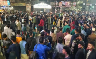 সাত কলেজের শিক্ষার্থীদের সায়েন্সল্যাব অবরোধ