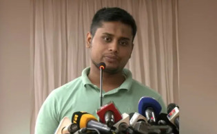 আহত ছাত্রদের দেখতে গিয়ে হাসনাত আব্দুল্লাহর হুঙ্কার