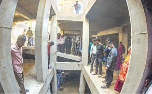 পানি, গন্ধ ও রহস্য: ৩২-এর আন্ডারগ্রাউন্ডে আয়নাঘরের শঙ্কা