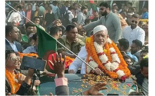 দেশে ফিরে বাবর জানালেন তাঁর শারীরিক অবস্থার সর্বশেষ আপডেট