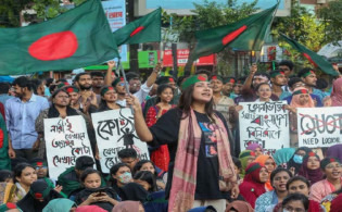 জুলাই অভ্যুত্থানে নারী সহযোদ্ধাদের রাষ্ট্রীয় স্বীকৃতিসহ ১১ দাবি