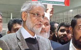 গুরুতর অবস্থায় হাসপাতালে রাজ্জাক, জানা গেল সর্বশেষ অবস্থা