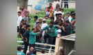 শেষমেশ দর্শক পেটাতে গ্যালারিতে মাহমুদউল্লাহ রিয়াদ