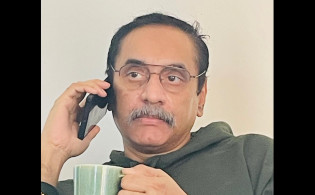 শেয়ারবাজারে বিনিয়োগকারীদের সতর্ক করলেন পিনাকী ভট্টাচার্য