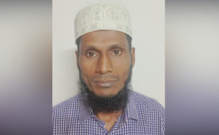 স্ত্রী-শাশুড়িকে গলা কেটে ঘরে আগুন দিয়ে পালালেন স্বামী