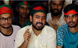 আওয়ামী লীগ নিষিদ্ধসহ তিন দফা ঘোষণা নাহিদের