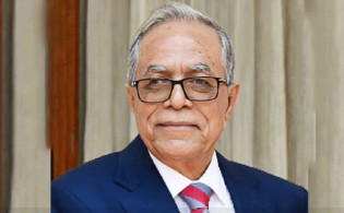 সাবেক রাষ্ট্রপতির দেশত্যাগের চাঞ্চল্যকর তথ্য ফাঁস