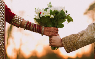 বিয়ে না করলেই বিপদ