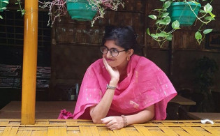 উমামার পোস্ট ঘিরে চলছে নানা গুঞ্জন