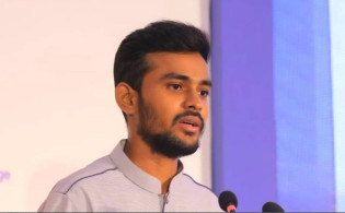 সাম্যর স্মৃতিতে আবেগে ভেঙে পড়লেন উপদেষ্টা