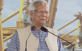 চট্টগ্রাম বন্দর দেশের অর্থনীতির হৃৎপিণ্ড: প্রধান উপদেষ্টা