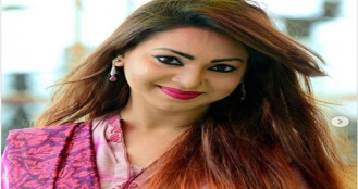 প্রভার স্ট্যাটাস ঘিরে সমালোচনার ঝড়