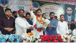 মধ্যরাতে স্বরাষ্ট্র উপদেষ্টার বাসায় নুরুল হক, ভিডিও ভাইরাল
