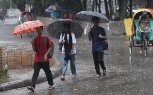 আগামী ৭২ ঘণ্টায় অতি ভারী বর্ষণের সতর্কবার্তা